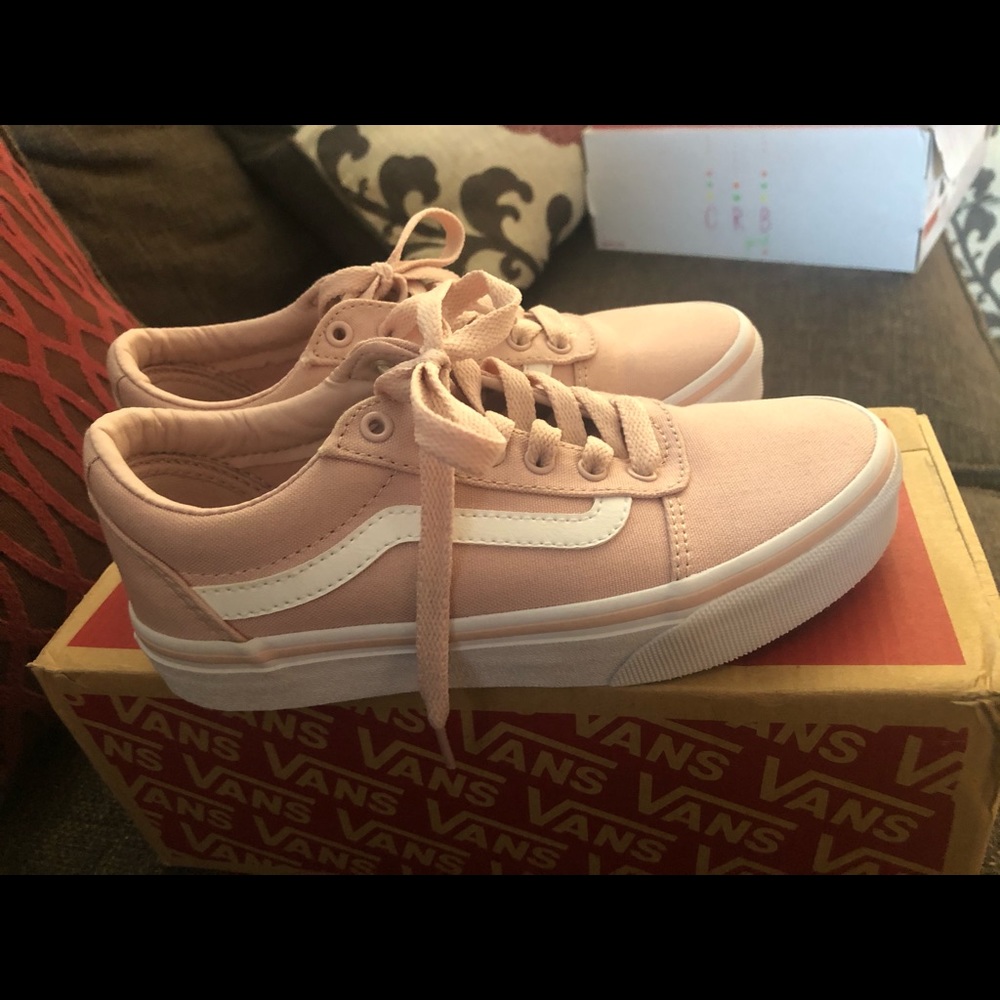 NEW girls Vans size 1